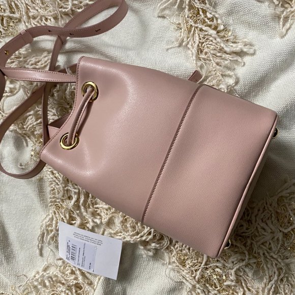 Salvatore Ferragamo City Quilted Gancio Bucket Bag - Picture 14 of 16